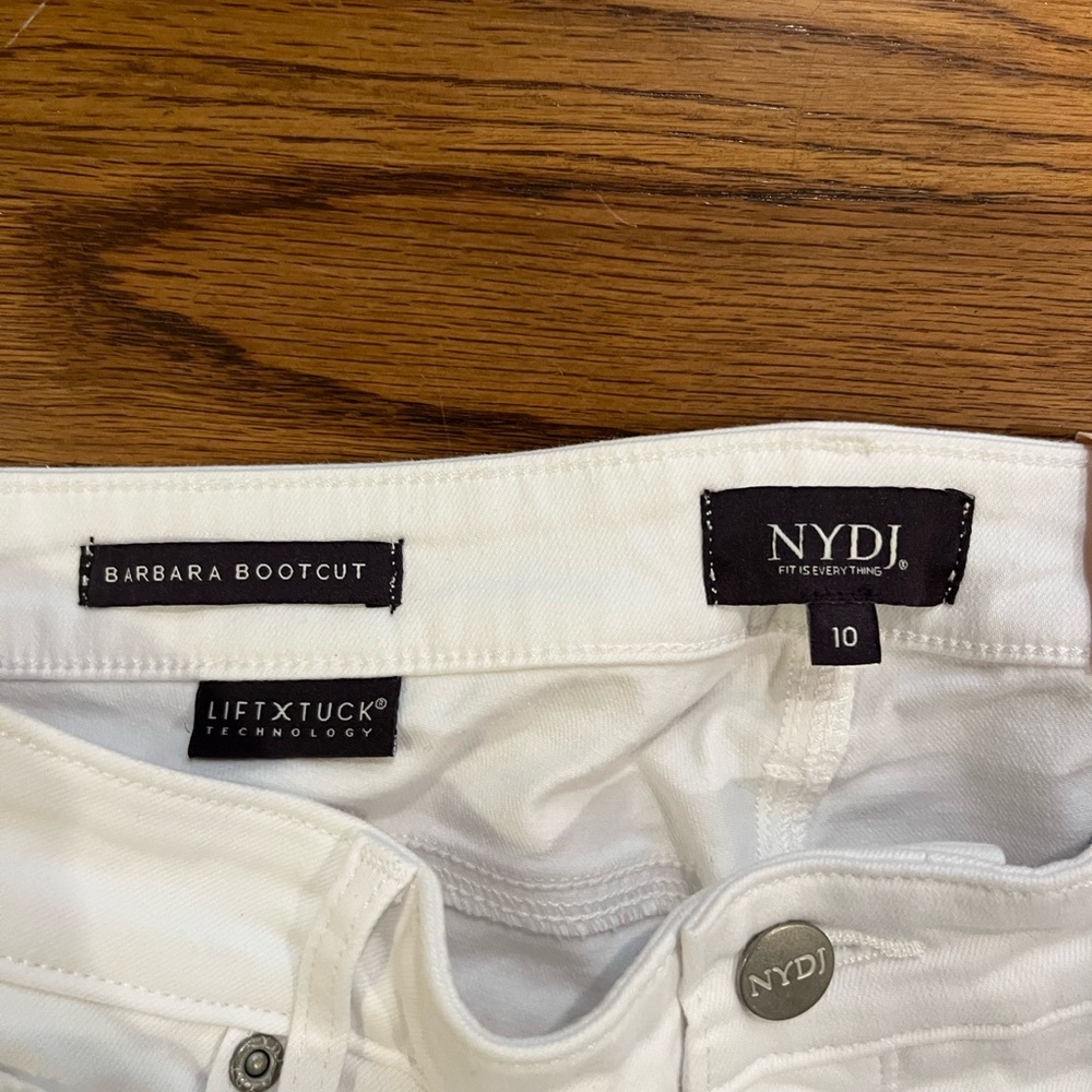 NYDJ Barbara Boot Cut Jeans - NWT - Picture 4 of 5